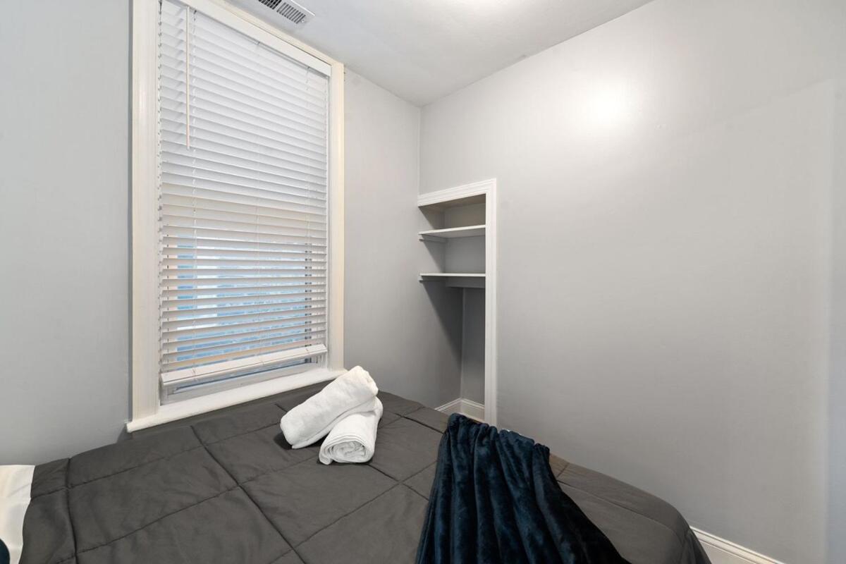 Stylish 2Br Urban Retreat In River West ชิคาโก ภายนอก รูปภาพ